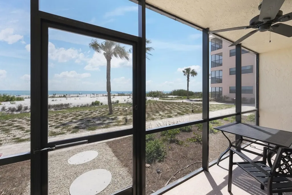 2230 Camino Del Mar Drive Sanibel FL 33957