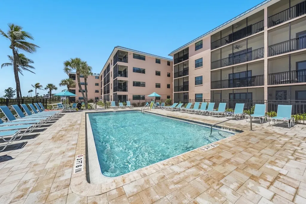 2230 Camino Del Mar Drive Sanibel FL 33957