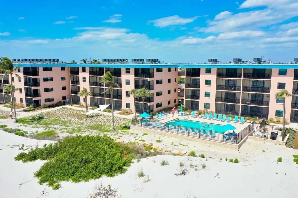 2230 Camino Del Mar Drive Sanibel FL 33957