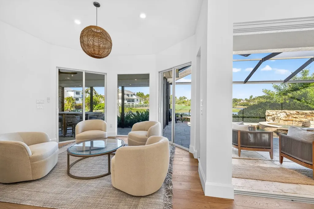 9008 Mockingbird Drive Sanibel FL 33957