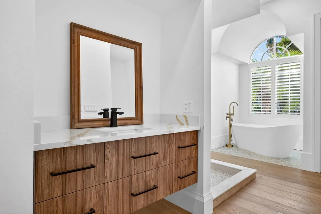 9008 Mockingbird Drive Sanibel FL 33957