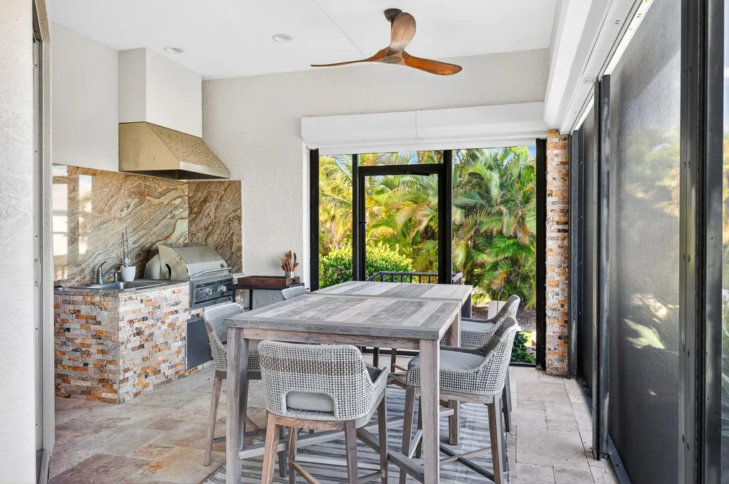 9008 Mockingbird Drive Sanibel FL 33957