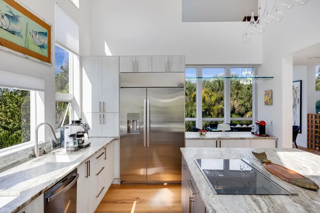 479 Lagoon Drive Sanibel FL 33957