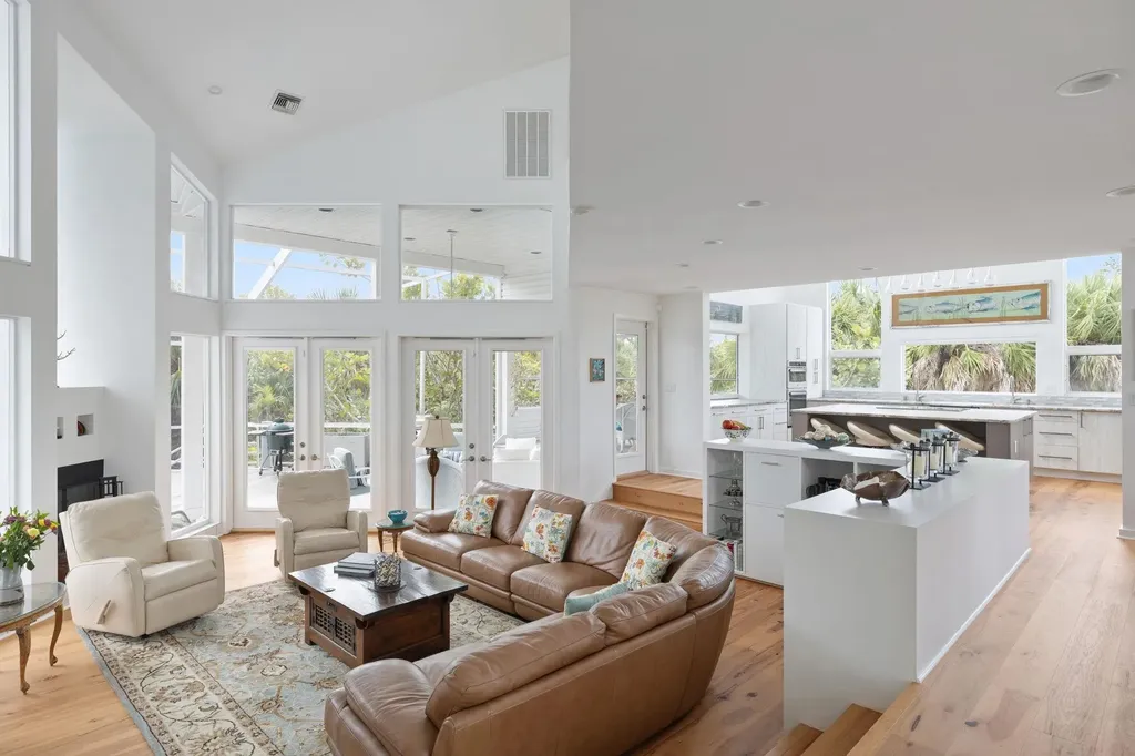 479 Lagoon Drive Sanibel FL 33957