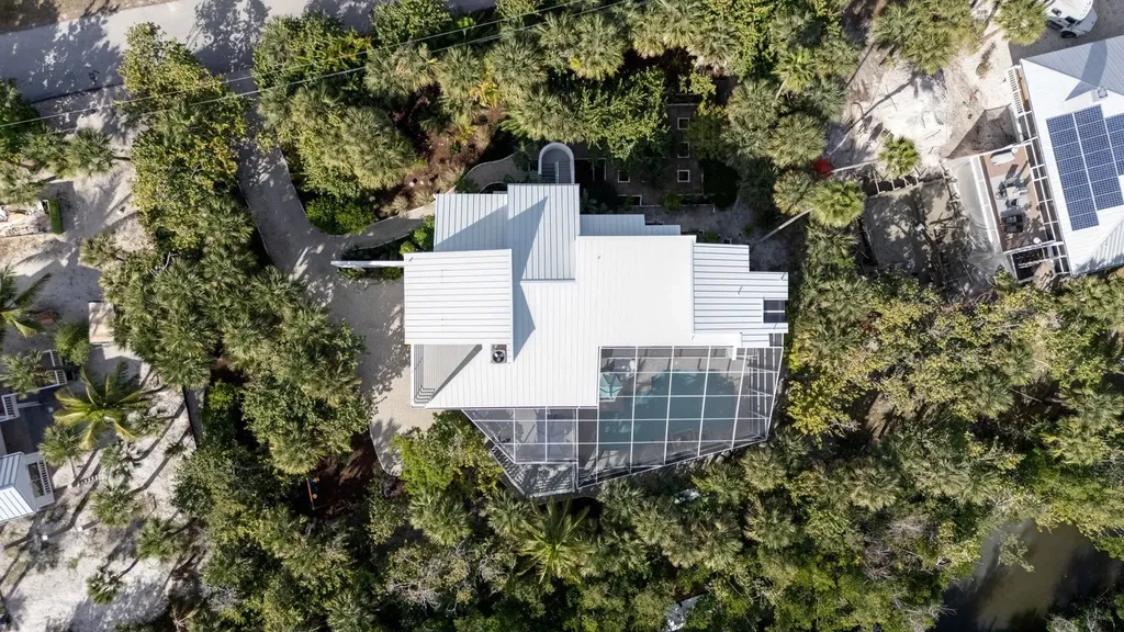 479 Lagoon Drive Sanibel FL 33957