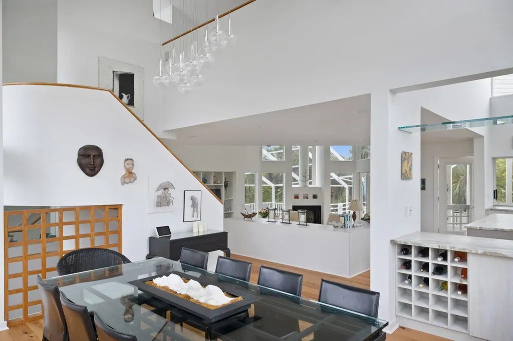 479 Lagoon Drive Sanibel FL 33957