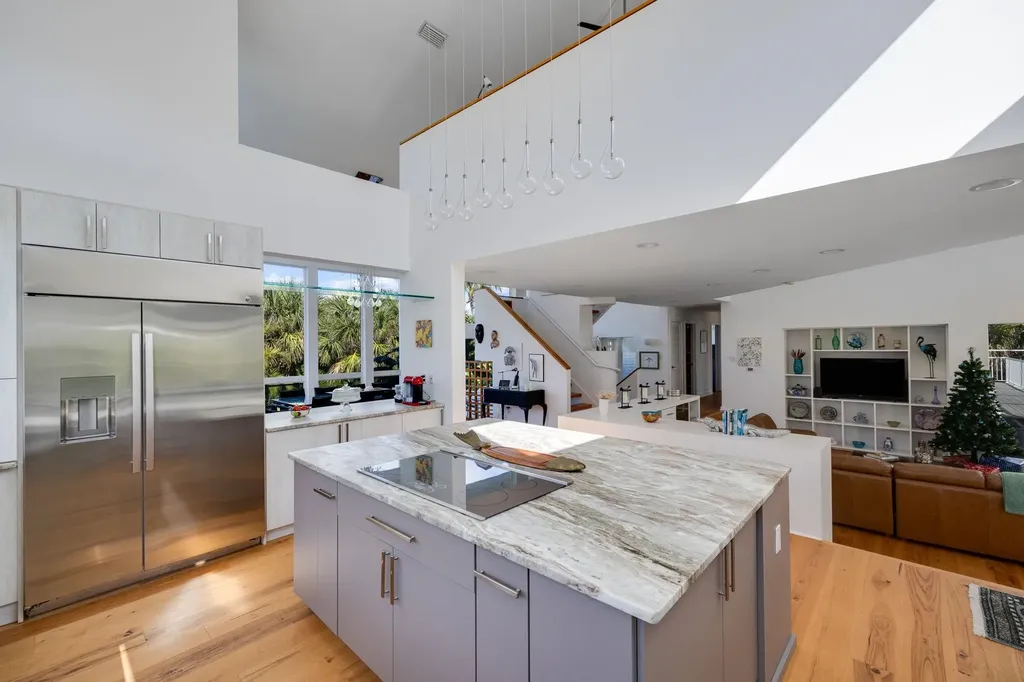 479 Lagoon Drive Sanibel FL 33957