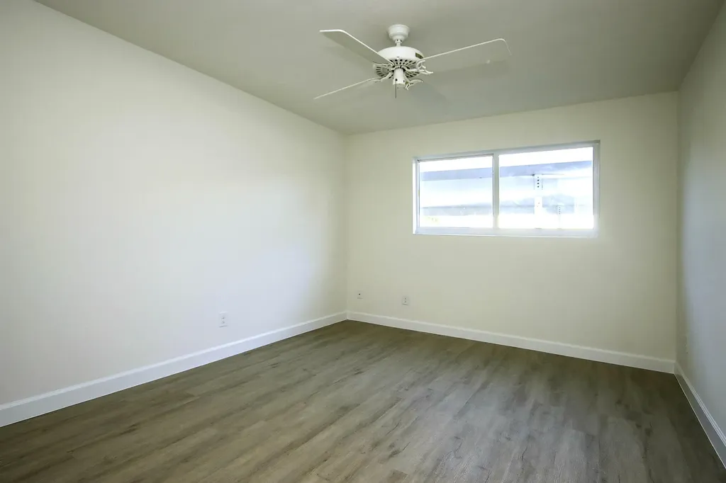 561 Periwinkle Way Sanibel FL 33957