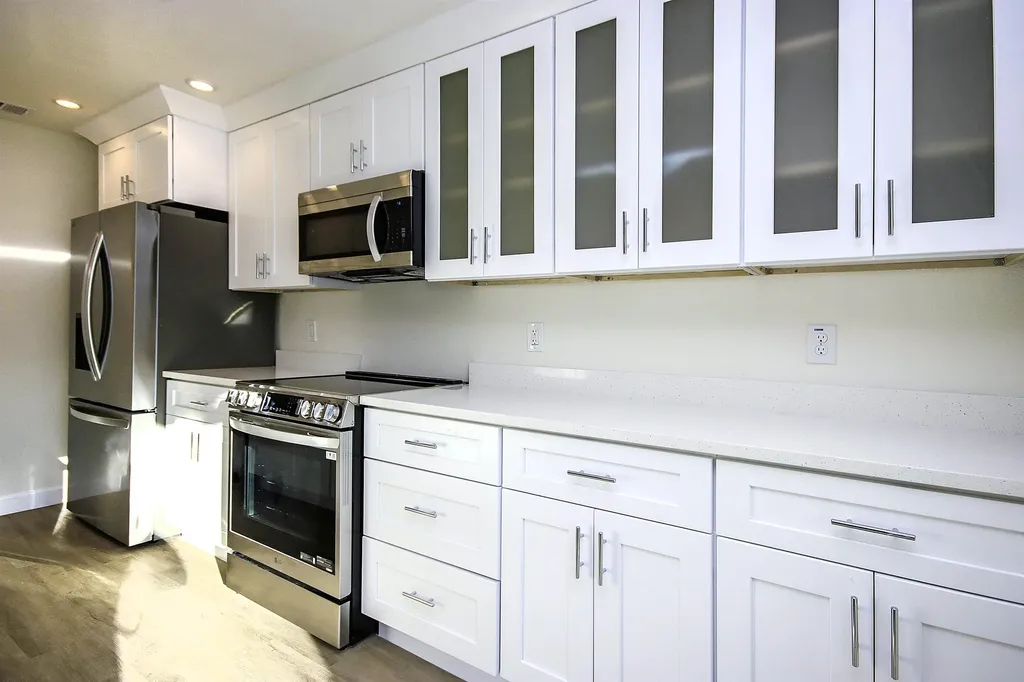 561 Periwinkle Way Sanibel FL 33957