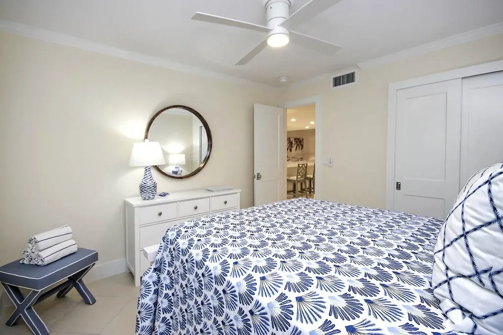 1785 Middle Gulf Drive Sanibel FL 33957