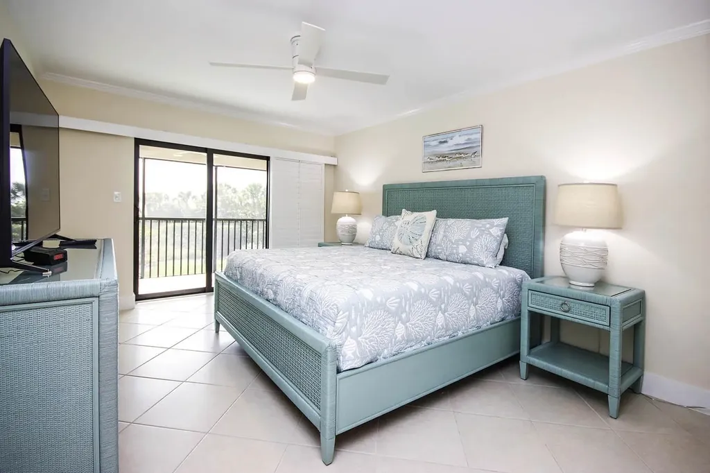 1785 Middle Gulf Drive Sanibel FL 33957