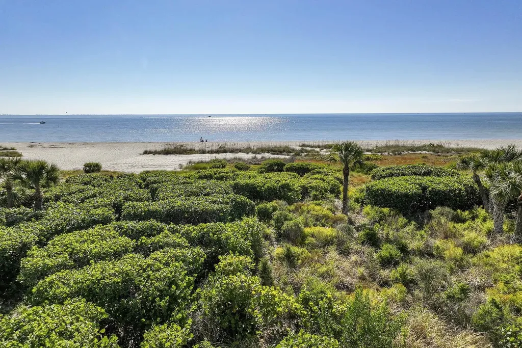 1785 Middle Gulf Drive Sanibel FL 33957