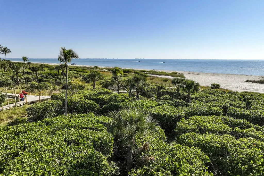 1785 Middle Gulf Drive Sanibel FL 33957