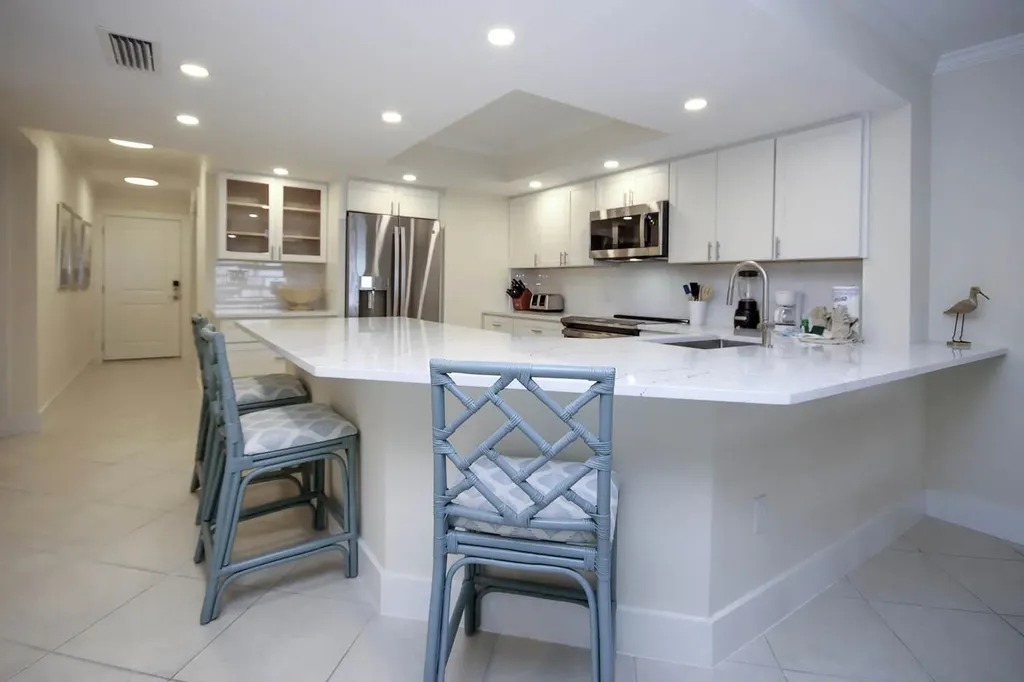 1785 Middle Gulf Drive Sanibel FL 33957