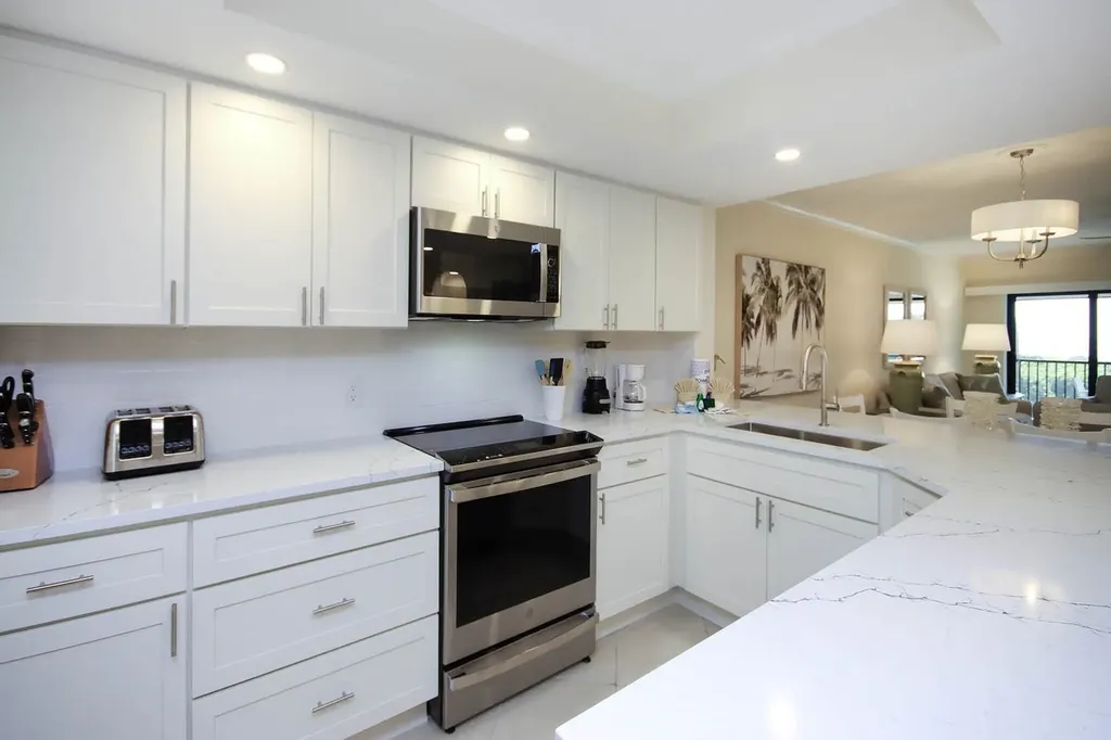 1785 Middle Gulf Drive Sanibel FL 33957