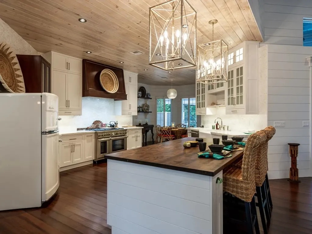 2388 Wulfert Road Sanibel FL 33957