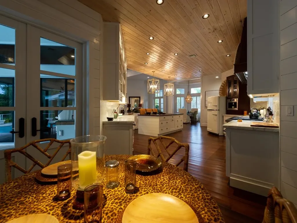 2388 Wulfert Road Sanibel FL 33957