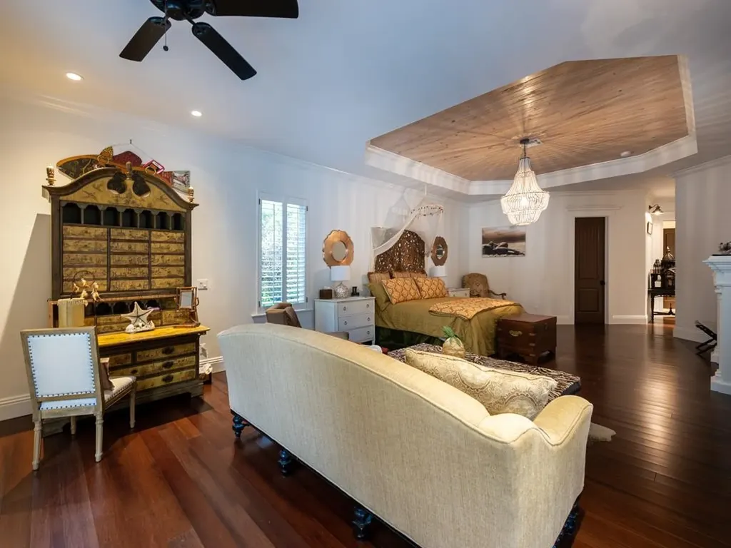 2388 Wulfert Road Sanibel FL 33957