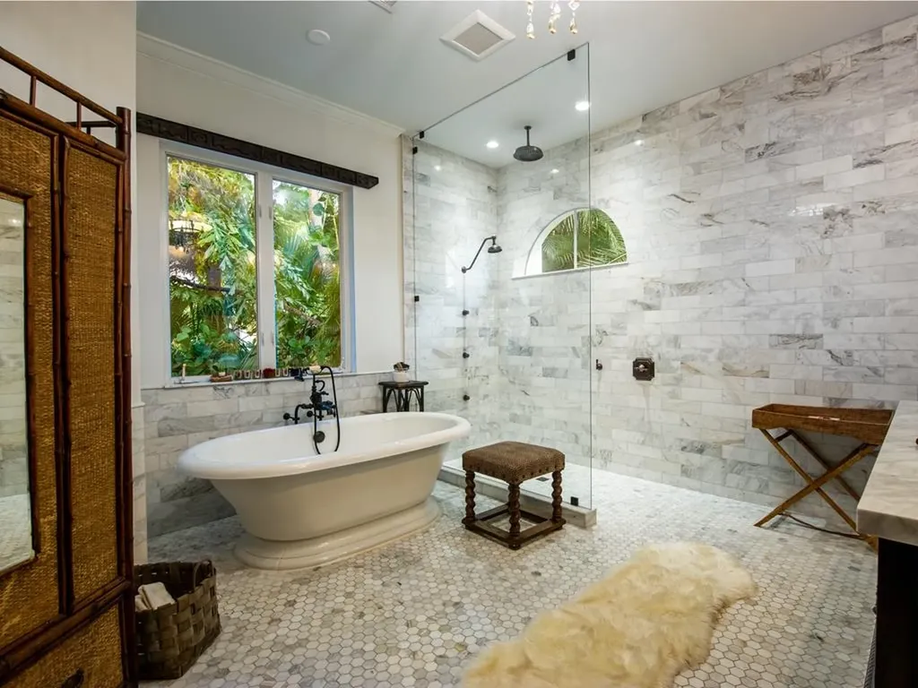 2388 Wulfert Road Sanibel FL 33957