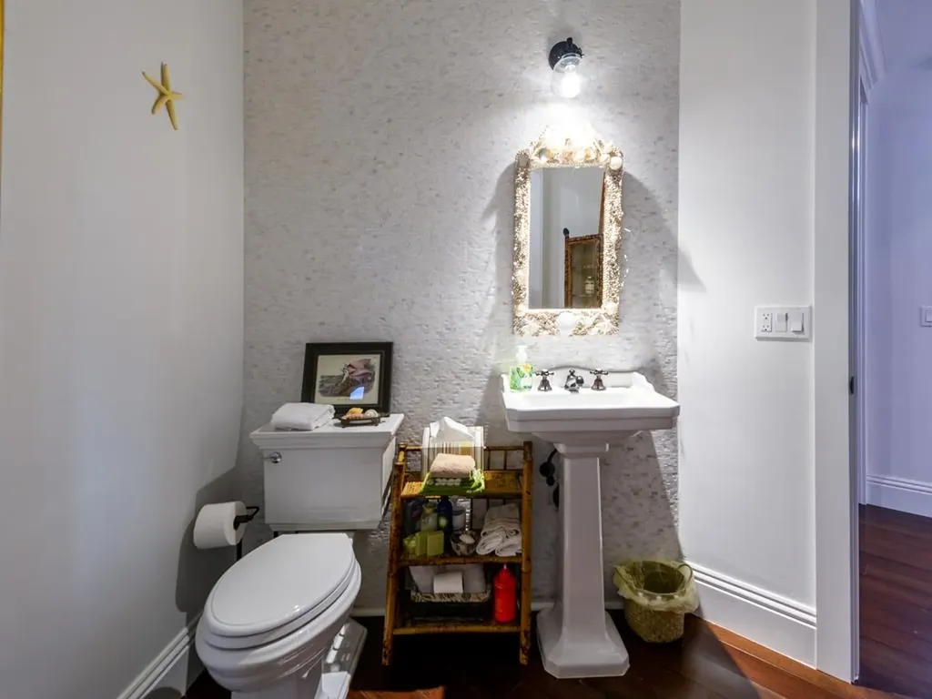 2388 Wulfert Road Sanibel FL 33957