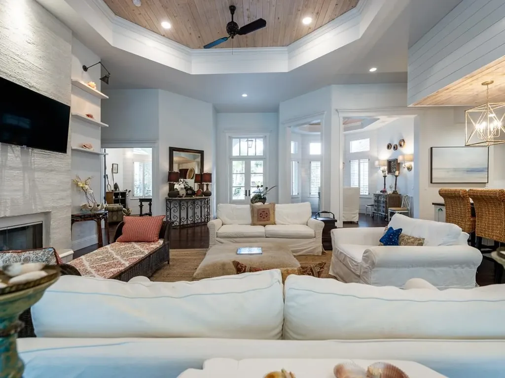 2388 Wulfert Road Sanibel FL 33957