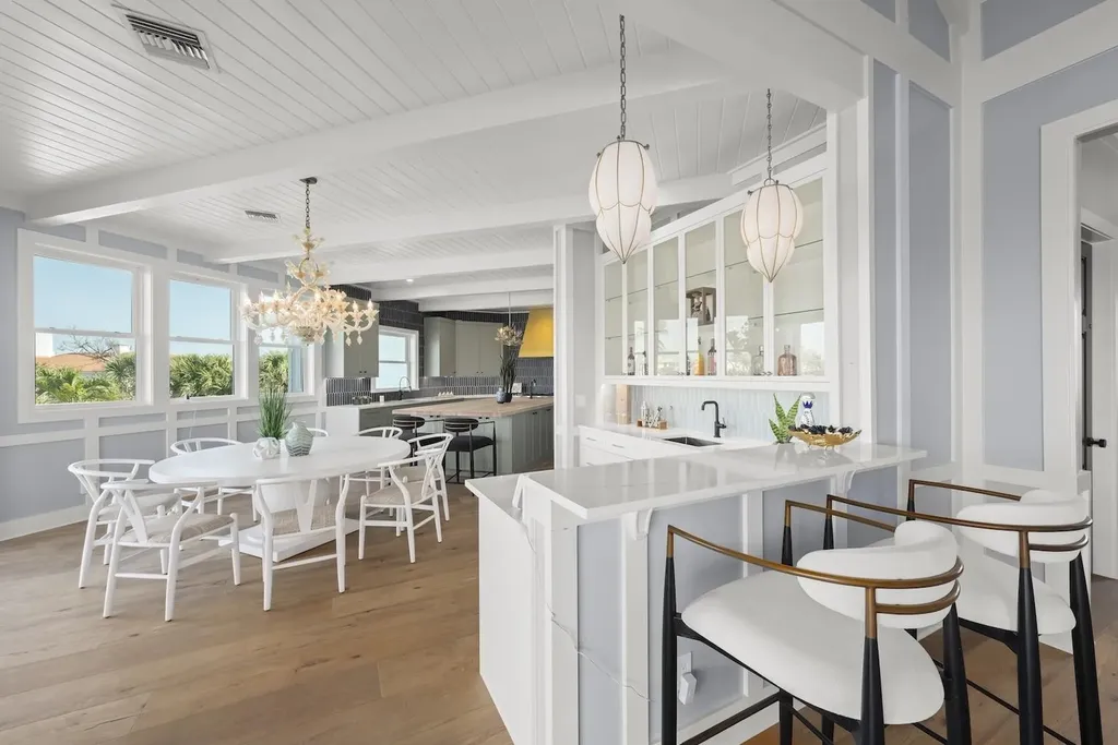 6401 Pine Avenue Sanibel FL 33957