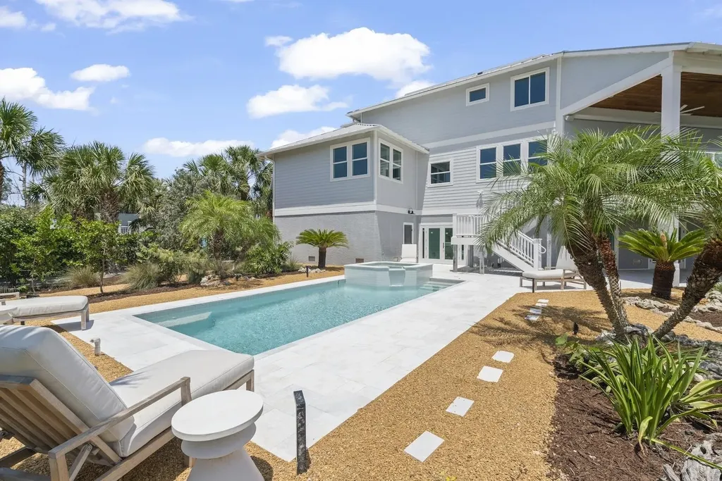 6401 Pine Avenue Sanibel FL 33957