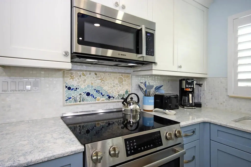 2230 Camino Del Mar Drive Sanibel FL 33957