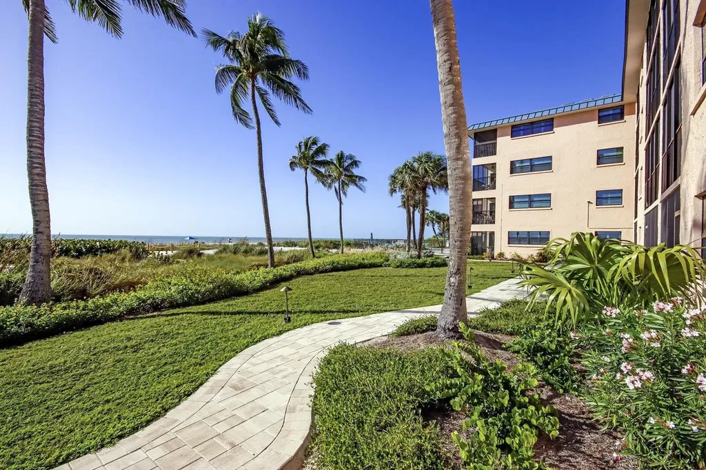 2230 Camino Del Mar Drive Sanibel FL 33957