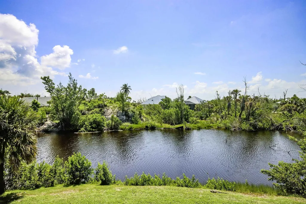 3366 Barra Circle Sanibel FL 33957