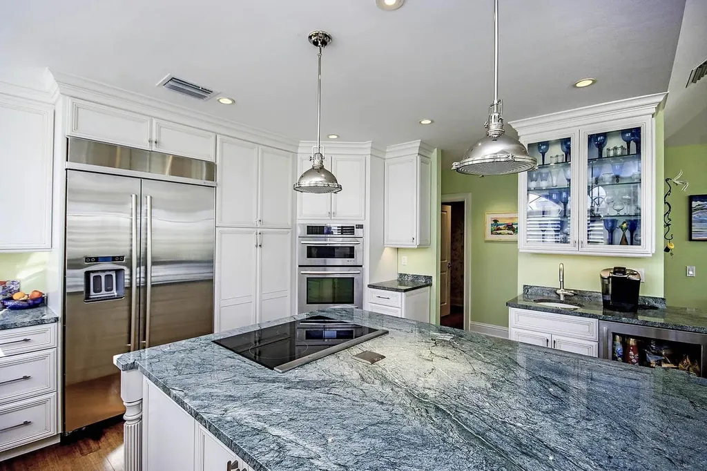 970 Victoria Way Sanibel FL 33957