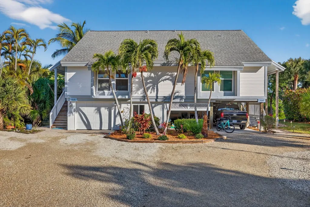 1440 Sandpiper Circle Sanibel FL 33957