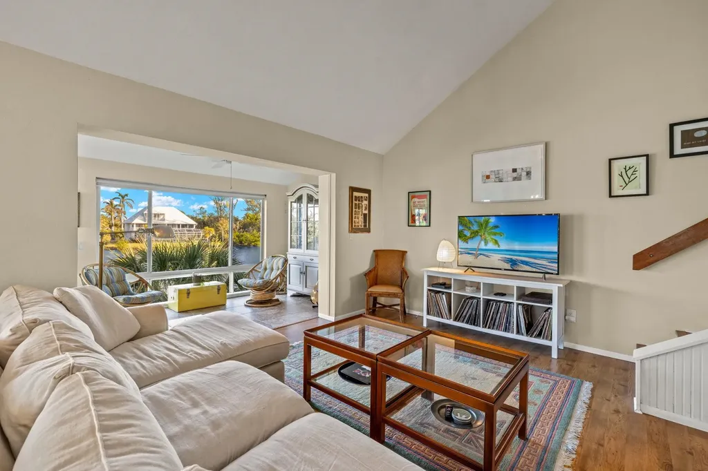 1440 Sandpiper Circle Sanibel FL 33957