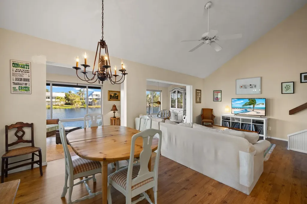 1440 Sandpiper Circle Sanibel FL 33957