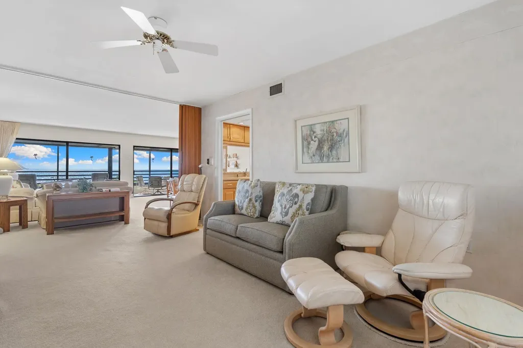 1605 Middle Gulf Drive Sanibel FL 33957