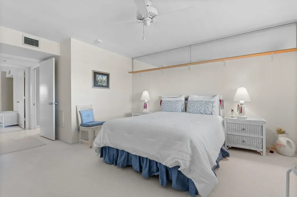 1605 Middle Gulf Drive Sanibel FL 33957