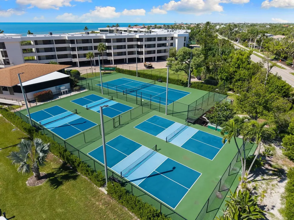 1605 Middle Gulf Drive Sanibel FL 33957