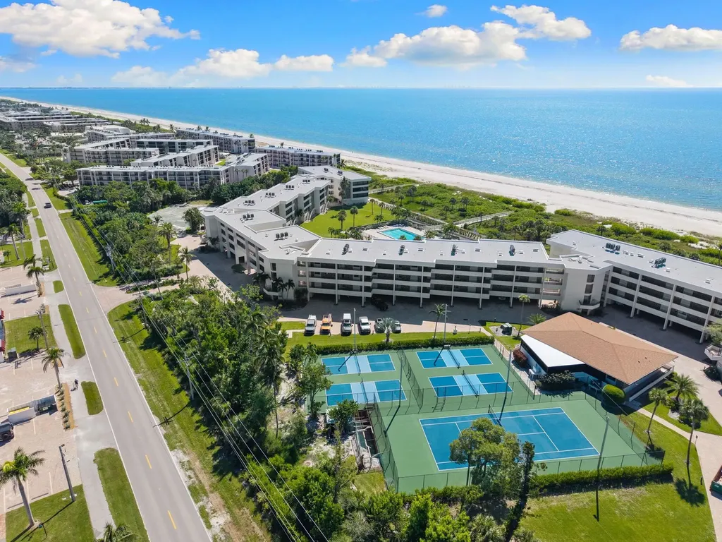 1605 Middle Gulf Drive Sanibel FL 33957