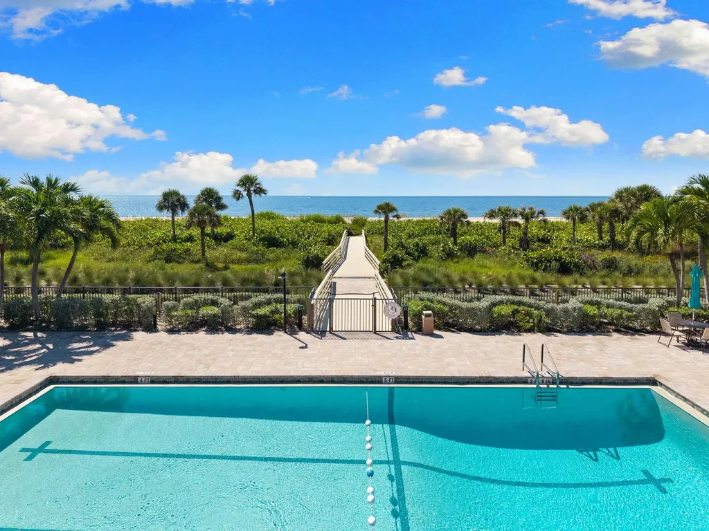 1605 Middle Gulf Drive Sanibel FL 33957