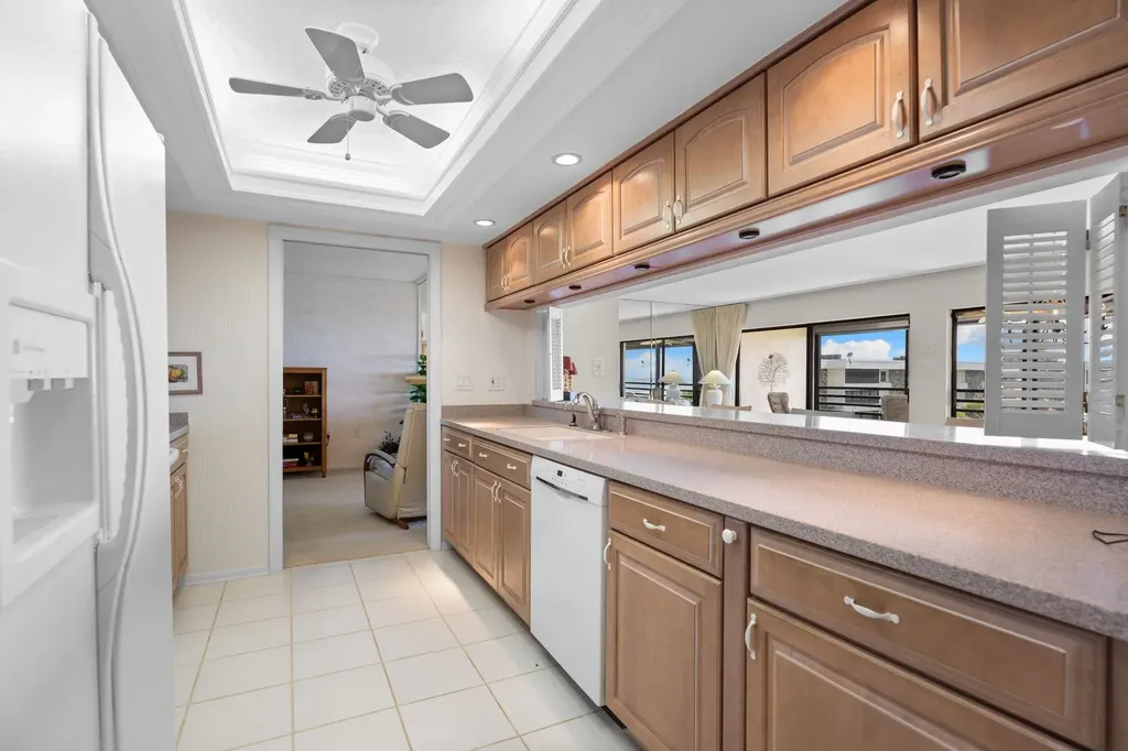 1605 Middle Gulf Drive Sanibel FL 33957