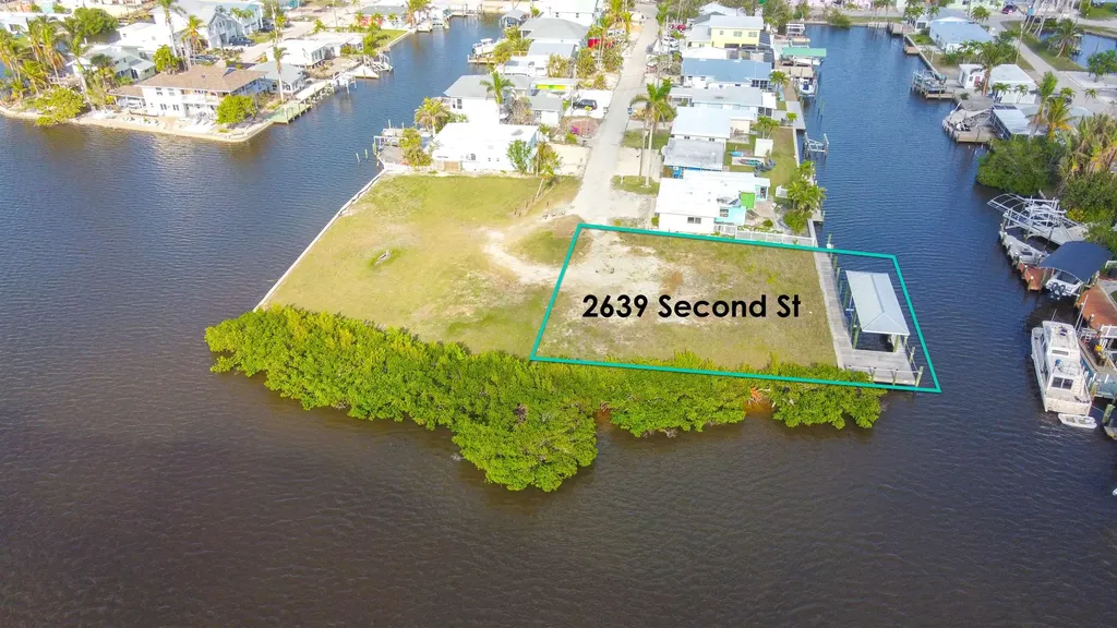 2639 Second Street Matlacha FL 33993