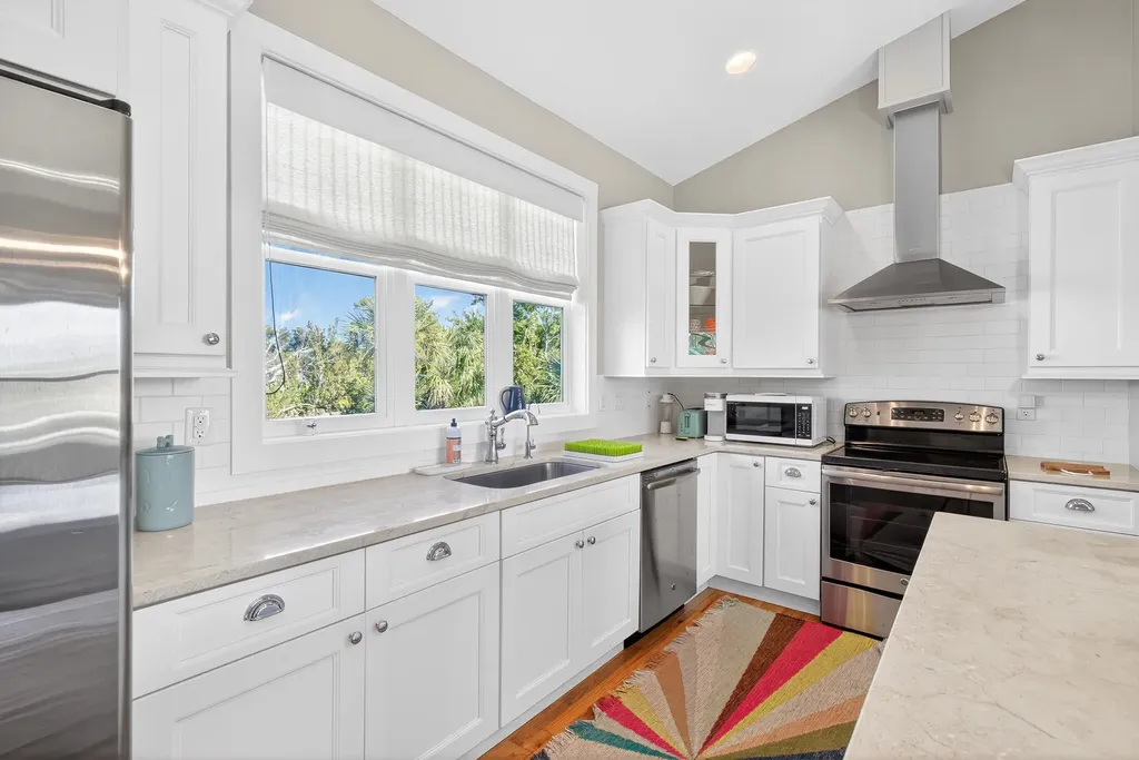 1637 Sabal Sands Road Sanibel FL 33957