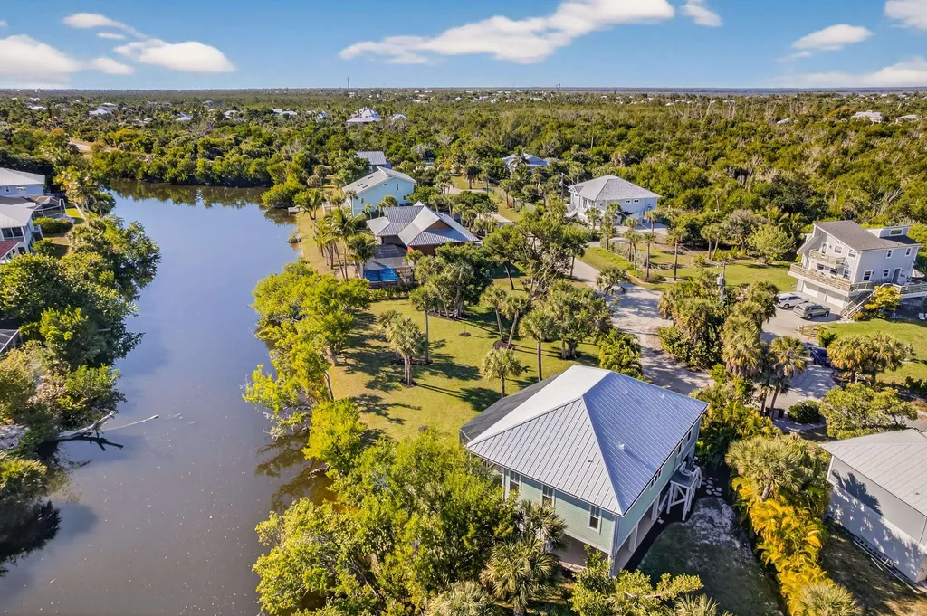 1637 Sabal Sands Road Sanibel FL 33957