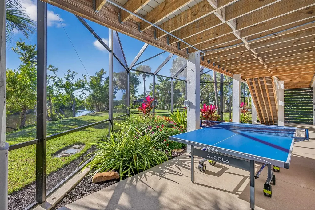 1637 Sabal Sands Road Sanibel FL 33957