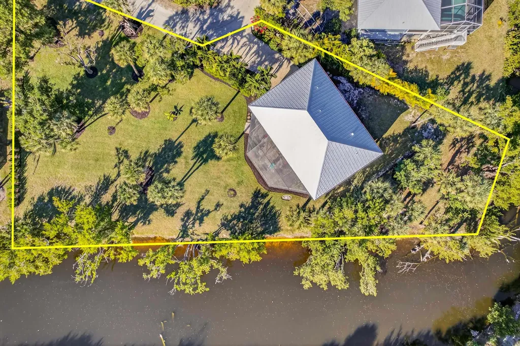 1637 Sabal Sands Road Sanibel FL 33957