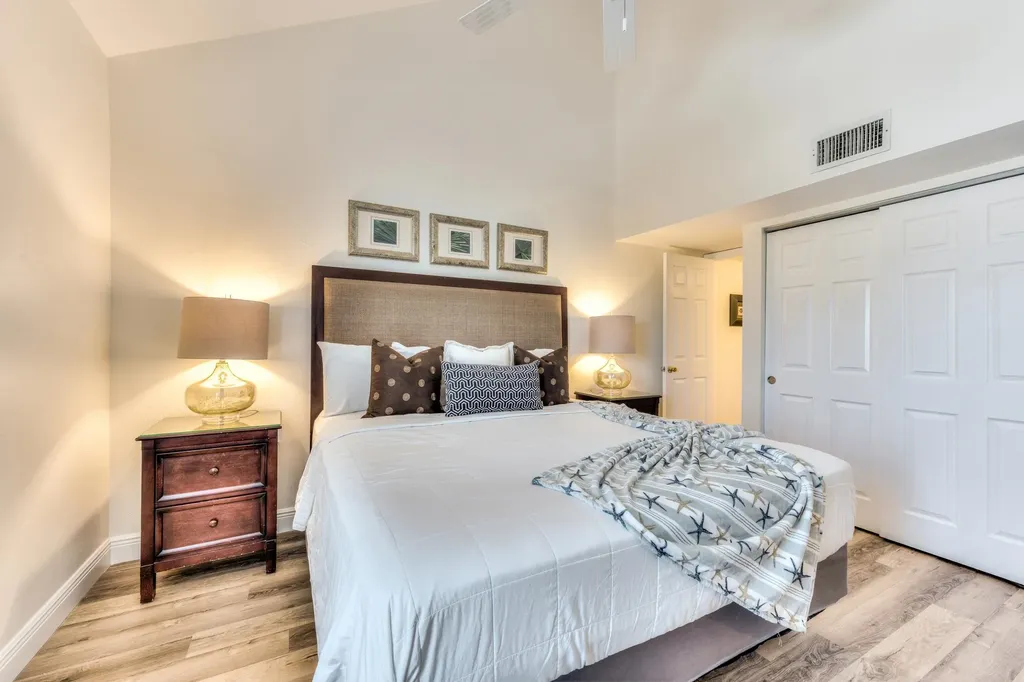 2121 Gulf Beach Villas Captiva FL 33924
