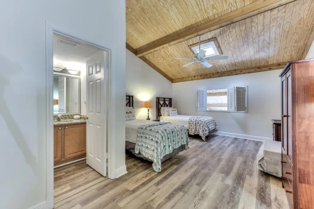 2121 Gulf Beach Villas Captiva FL 33924