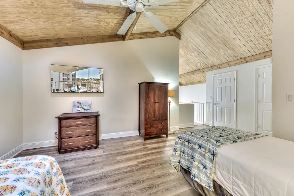 2121 Gulf Beach Villas Captiva FL 33924