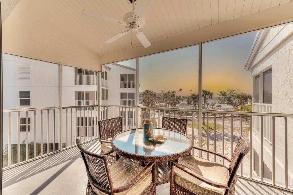 2121 Gulf Beach Villas Captiva FL 33924