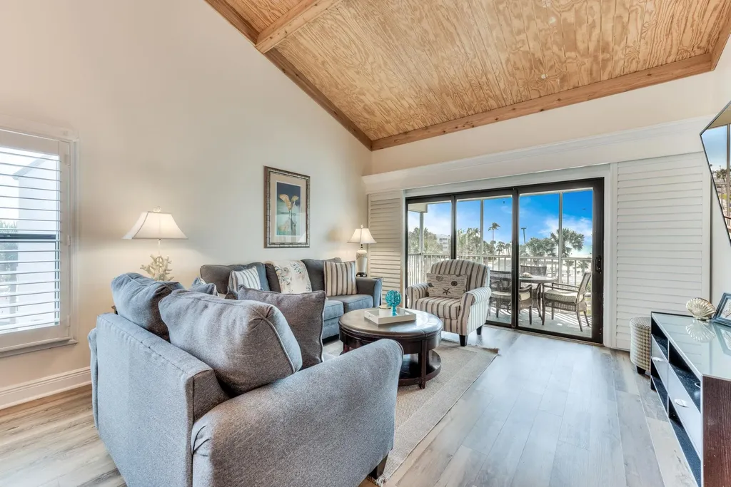 2121 Gulf Beach Villas Captiva FL 33924